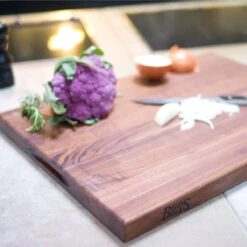 Boos Blocks Schneidebrett ProChef, Walnuss Mit Griffmulden 61x46x4 Cm -Broil King Verkäufe bb schneidebrett 61x46x4 cm walnuss wal r02 854ce8dd4af803afadbcf92a42c67f90