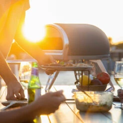 Gozney Pizzaofen Roccbox Grau -Broil King Verkäufe f1bc14546fb7b499535f298b975dedd6