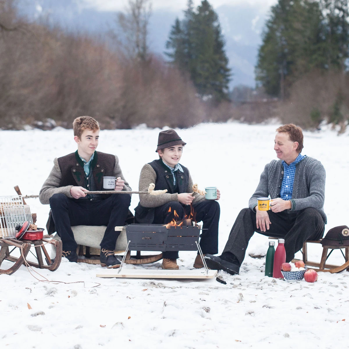 Knister Grill Original – Tragbarer Holzkohlegrill 5 Knister Grill Original – Tragbarer Holzkohlegrill – Bild 5