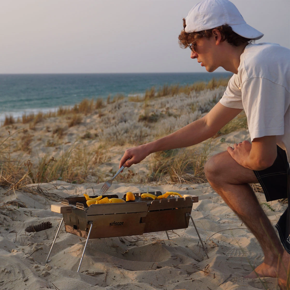 Knister Grill Premium – Tragbarer Holzkohlegrill Aus Edelstahl 5 Knister Grill Premium – Tragbarer Holzkohlegrill Aus Edelstahl – Bild 5