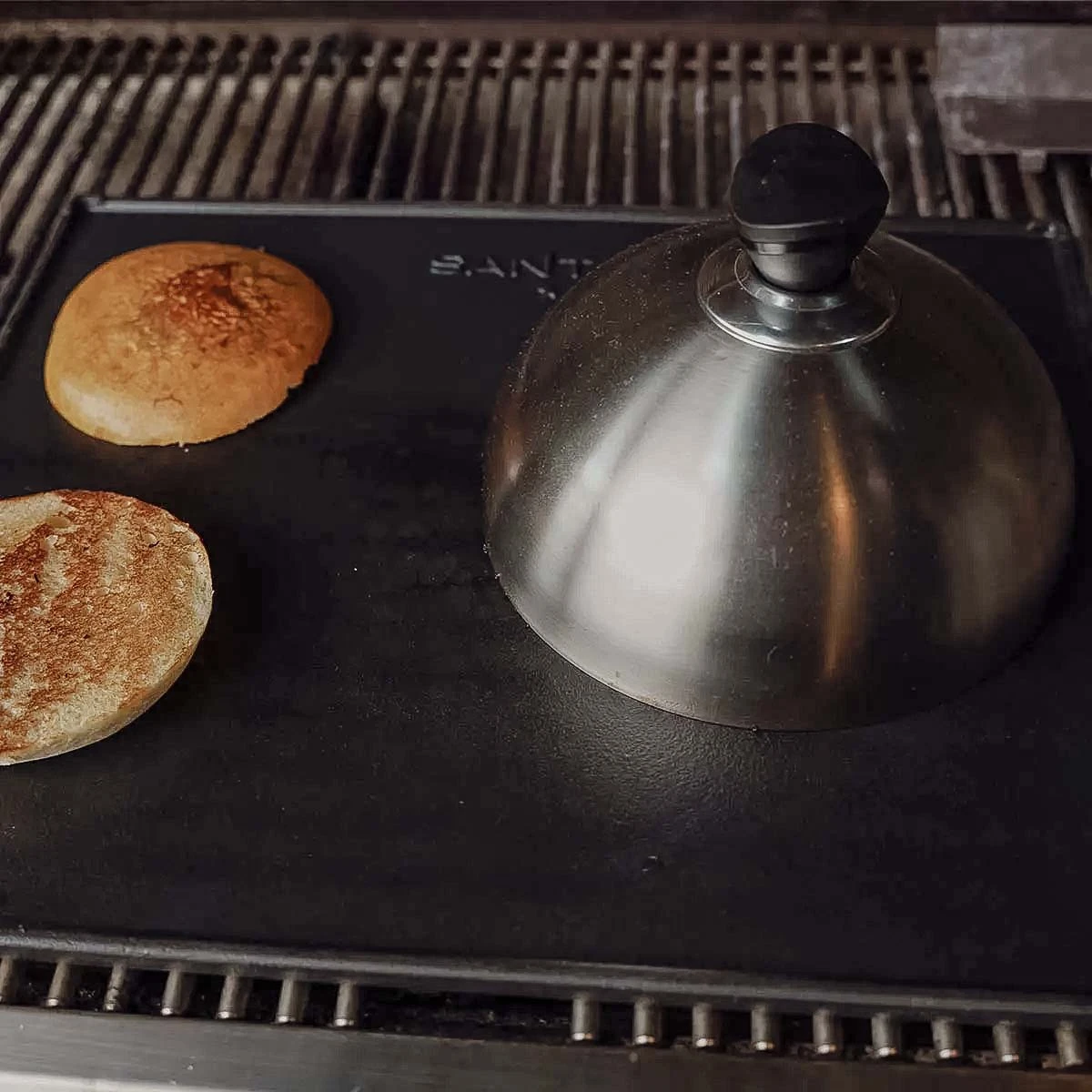 SANTOS Grillglocke Edelstahl, 2er Set 4 SANTOS Grillglocke Edelstahl, 2er Set – Bild 4